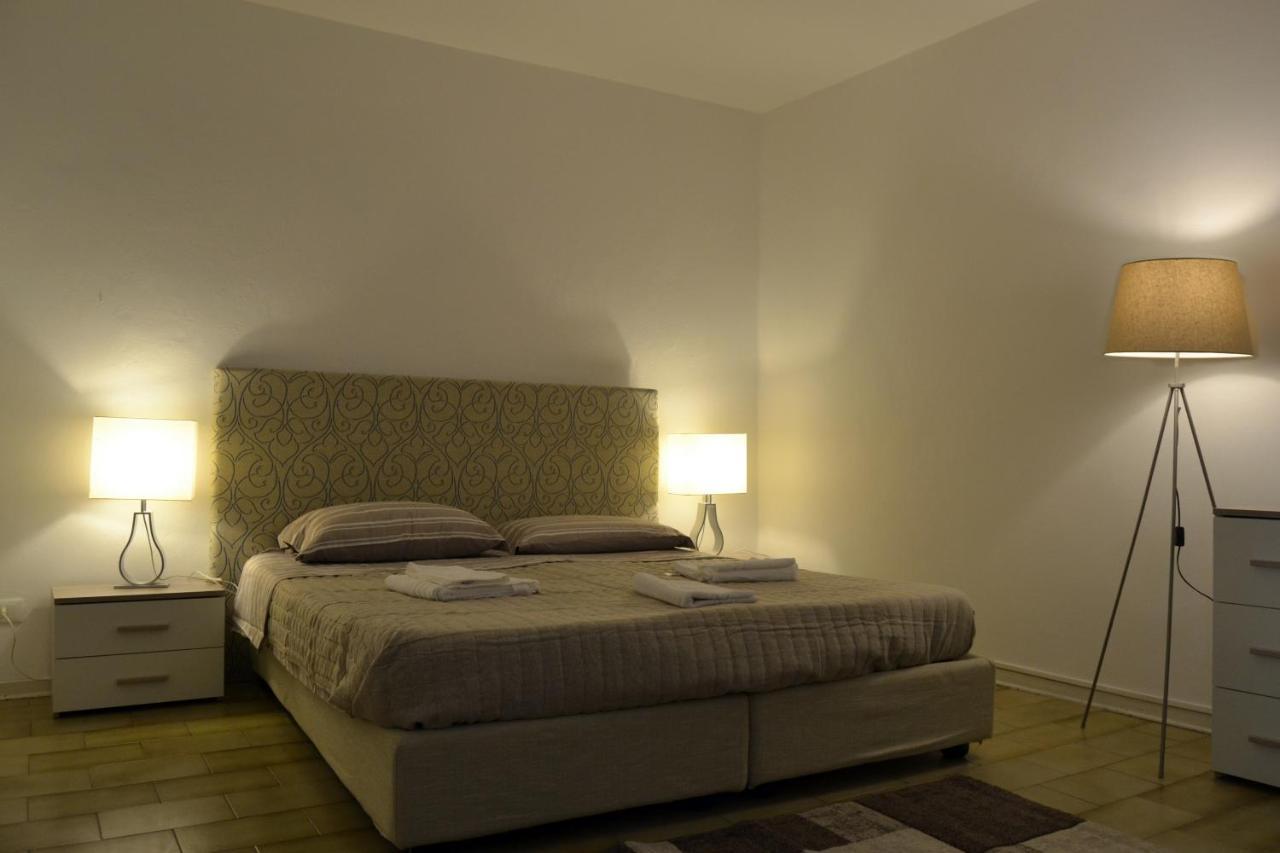 Gabrielli Rooms Et Apartments Sant Antonio Alloggio 4 M0230914084 Верона Экстерьер фото